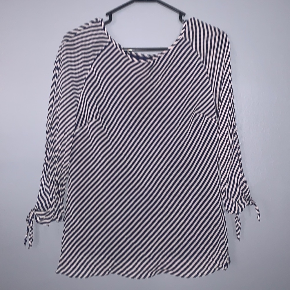 Bob Mackie striped top ( navy blue and white ) - Picture 1 of 3